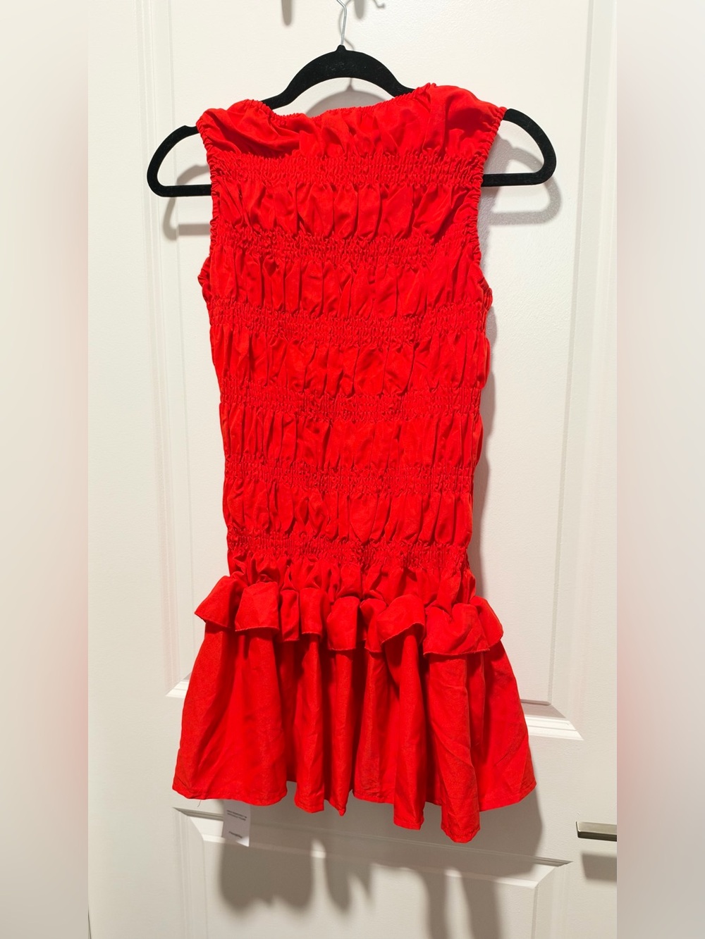 PrettyLittleThing Red Smocked Ruffle Mini Dress - Picture 2 of 2